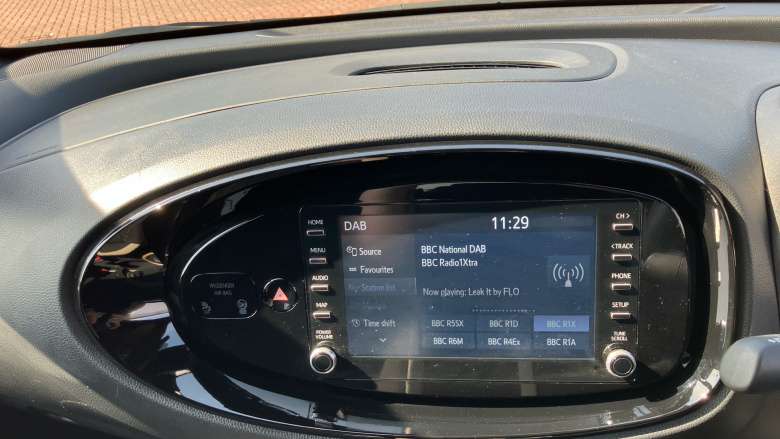 Toyota Aygo X 1.0 VVT-i Edge 5dr Auto Petrol Hatchback